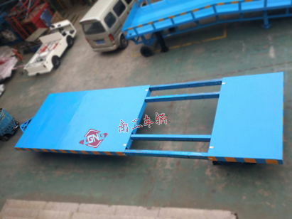 15吨可伸缩型彩神(中国)一站式服务官网I.jpg