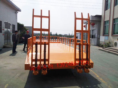 5吨带登车桥护栏型彩神(中国)一站式服务官网5i.jpg
