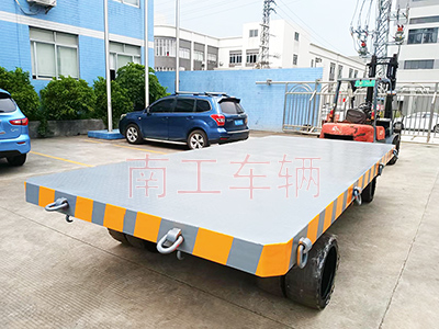 25吨重型彩神(中国)一站式服务官网带牵引环工具拖车1I.jpg
