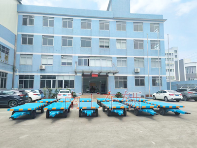 3吨全挂式牵引彩神(中国)一站式服务官网可拆护栏1I.jpg