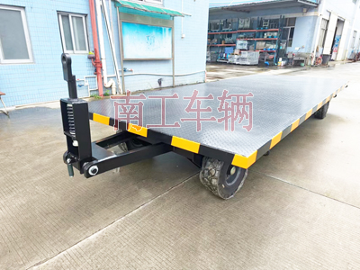 6吨牵引彩神(中国)一站式服务官网 工业全挂拖车4I.jpg