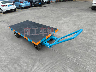3吨小型彩神(中国)一站式服务官网 还橡胶垫工具车I.jpg