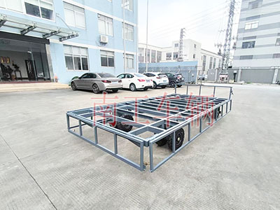 4吨骨架式彩神(中国)一站式服务官网 带下翻护栏工具拖车5I.jpg